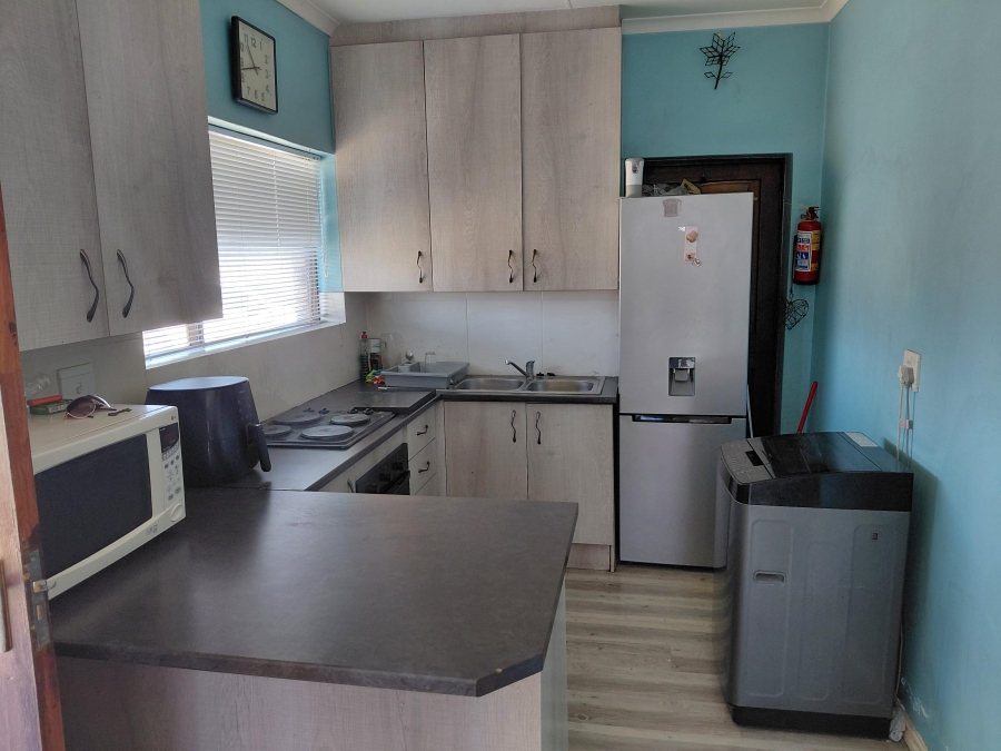 2 Bedroom Property for Sale in Campher Park Eastern Cape